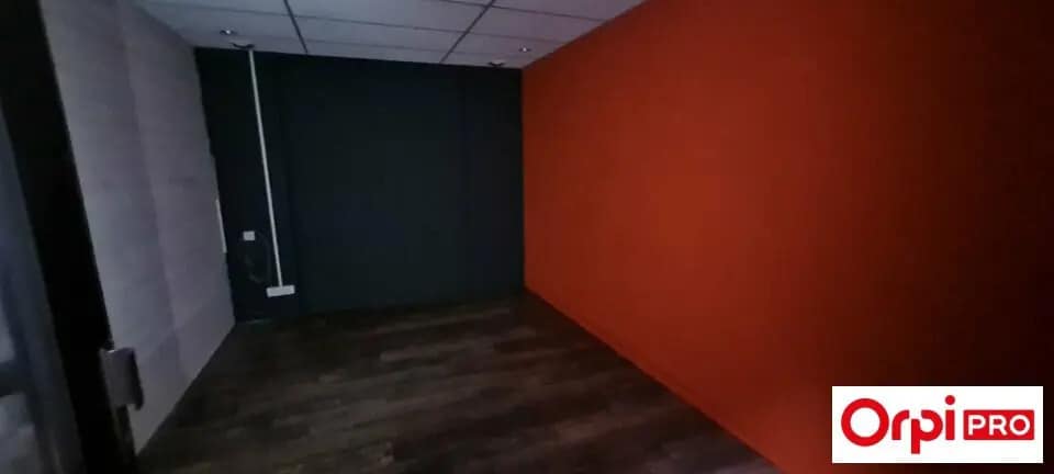 Local d’activités dans Saint-Brieuc à louer - Photo intérieure – Image 3 sur 7