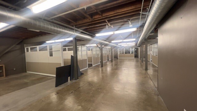 269-299 Bassett St, San Jose, CA à louer - Photo de l’immeuble – Image 3 sur 21