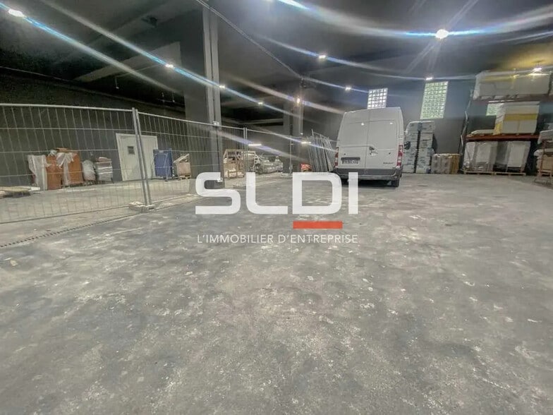 Local d’activités dans Villeurbanne à louer - Photo intérieure – Image 2 sur 4