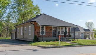 Plus de détails pour 422 E Main St, Brownsburg, IN - Bureau à vendre