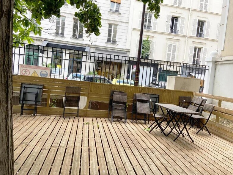 Bureau dans Neuilly-sur-Seine à louer - Photo de l’immeuble – Image 2 sur 9