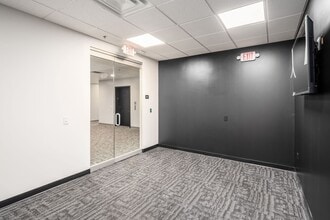 8740 Orion Pl, Columbus, OH à louer Photo intérieure– Image 2 sur 13