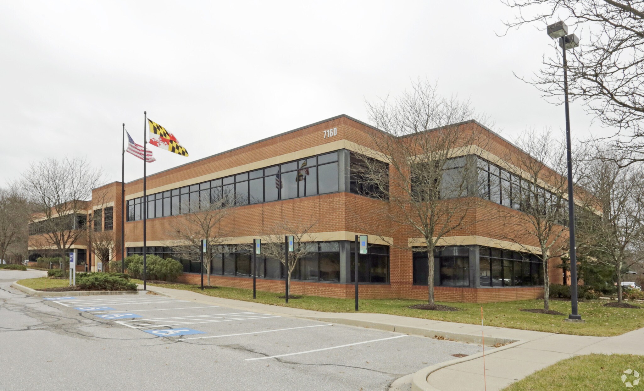 7160 Riverwood Dr, Columbia, MD à louer Photo principale– Image 1 sur 11