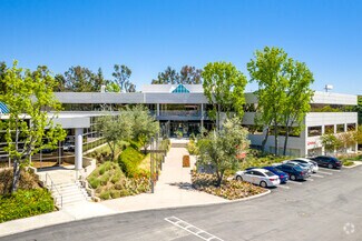 Plus de détails pour 120 S State College Blvd, Brea, CA - Bureau à vendre