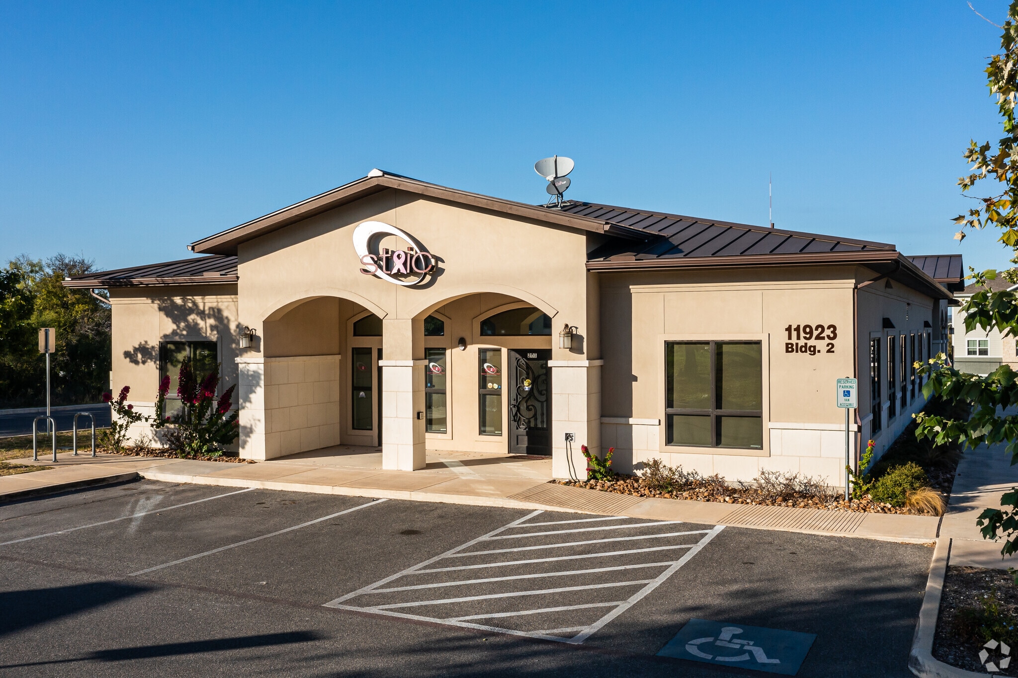 11923 Culebra Rd, San Antonio, TX à vendre Photo principale– Image 1 sur 14