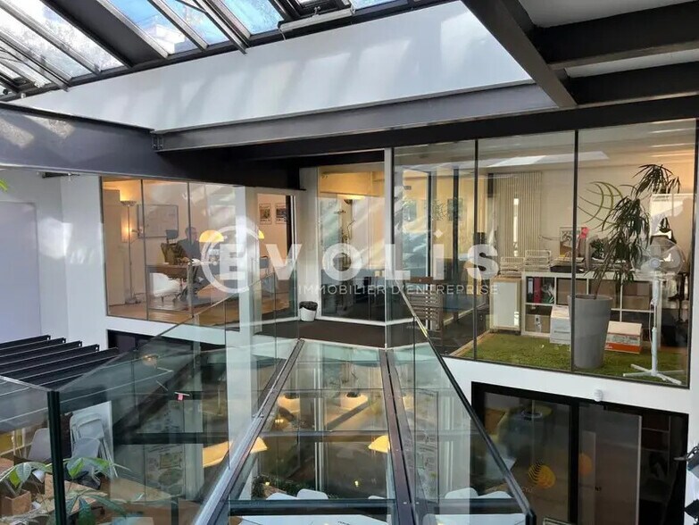 Bureau dans Paris à louer - Photo de l’immeuble – Image 1 sur 13