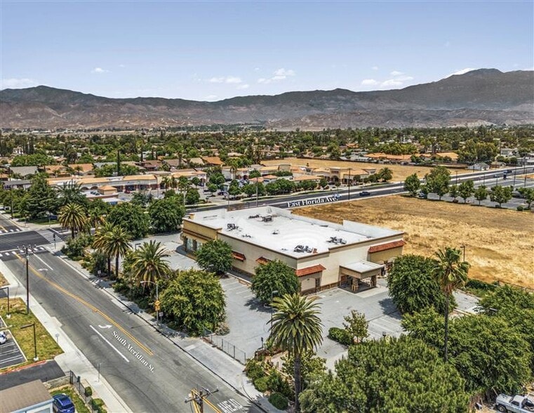 42021 Florida Ave, Hemet, CA à vendre - Photo de l’immeuble – Image 3 sur 6