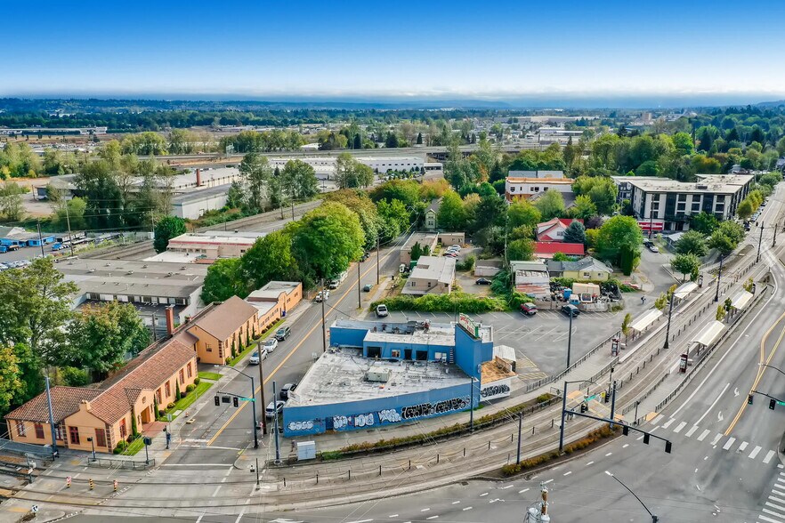 8440 N Interstate Ave, Portland, OR à louer - Aérien – Image 3 sur 11