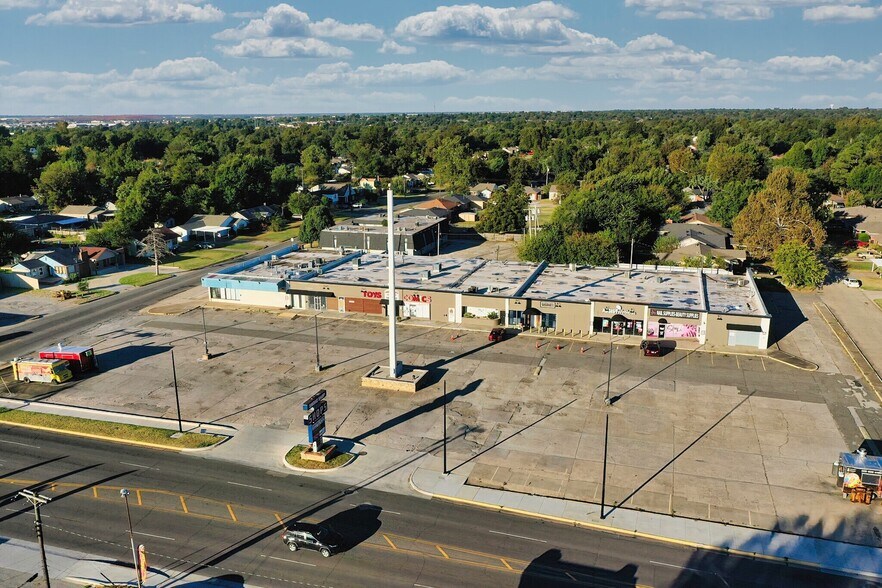 1701 N Portland Ave, Oklahoma City, OK à vendre - Photo principale – Image 1 sur 9