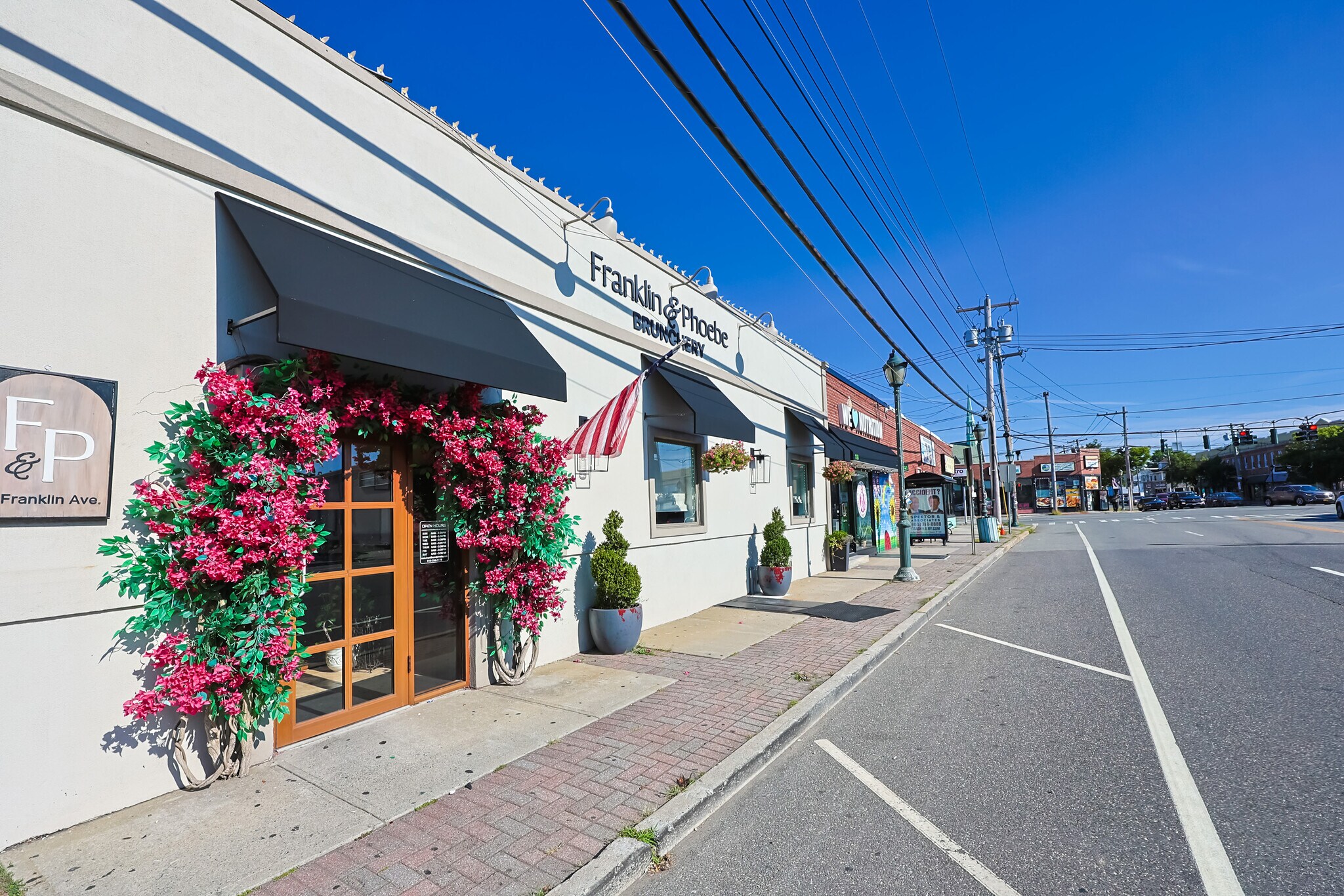 967-983 Hempstead Tpke, Franklin Square, NY à vendre Photo de l’immeuble– Image 1 sur 13