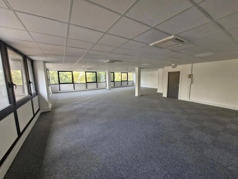 Bureau dans SOPHIA ANTIPOLIS à louer - Photo intérieure – Image 2 sur 5