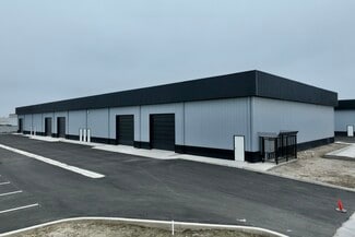 Plus de détails pour 704 Industrial Ave, Tulare, CA - Local d'activités à louer