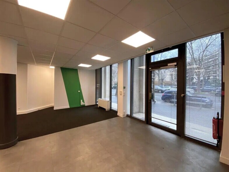 Bureau dans Paris à louer - Photo de l’immeuble – Image 2 sur 9