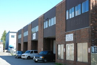 6976-6984 Palm Av, Burnaby, BC à louer Photo intérieure– Image 2 sur 3