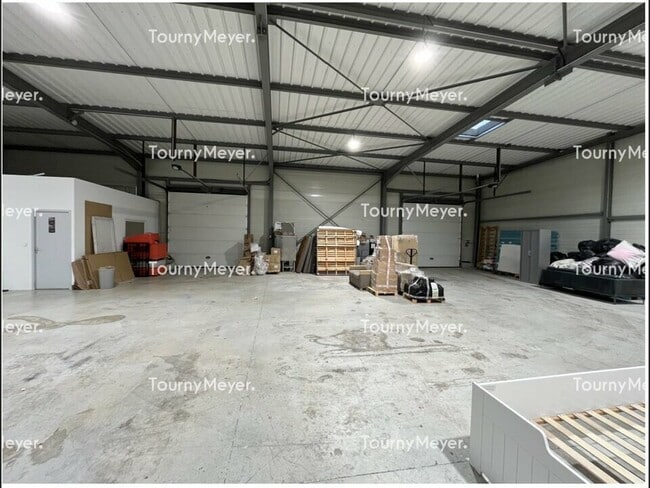 Plus de détails pour 7 Avenue De La Fontanisse, Gallargues-le-Montueux - Industriel/Logistique à louer