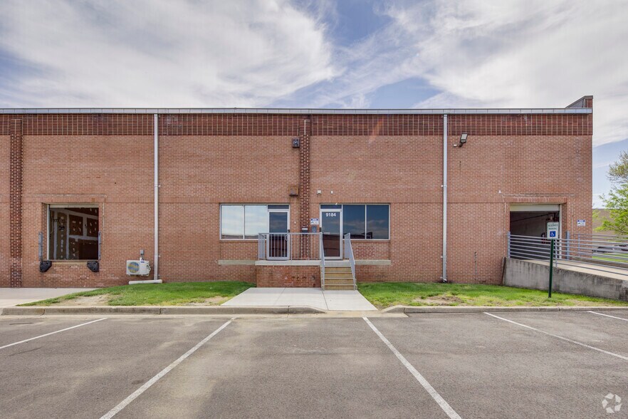 9100-9136 E Hampton Dr, Capitol Heights, MD à louer - Photo de l’immeuble – Image 3 sur 21