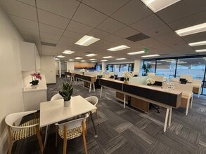 3070 Bristol St, Costa Mesa, CA à louer Photo intérieure– Image 1 sur 6