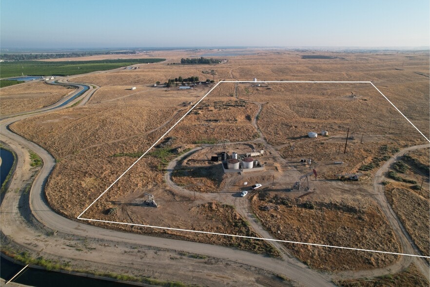 20 Acres in Kern County Rd, Bakersfield, CA à vendre - Aérien – Image 3 sur 34