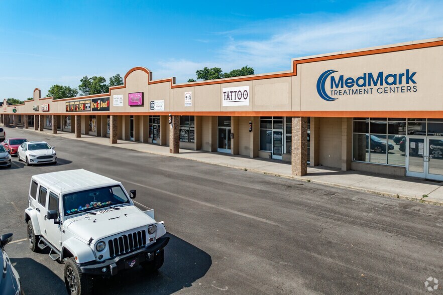 4244-4944 Poplar Level Rd, Louisville, KY à louer - Photo de l’immeuble – Image 3 sur 22