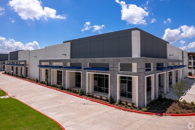 Plus de détails pour Industrial Portfolio – Industriel/Logistique à vendre, Grand Prairie, TX