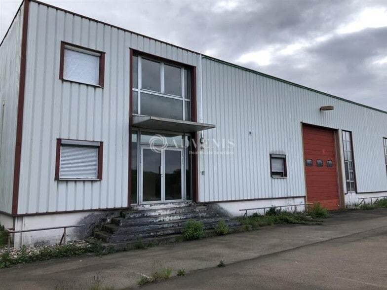 Local d’activités dans Heillecourt à louer - Photo de l’immeuble – Image 1 sur 5