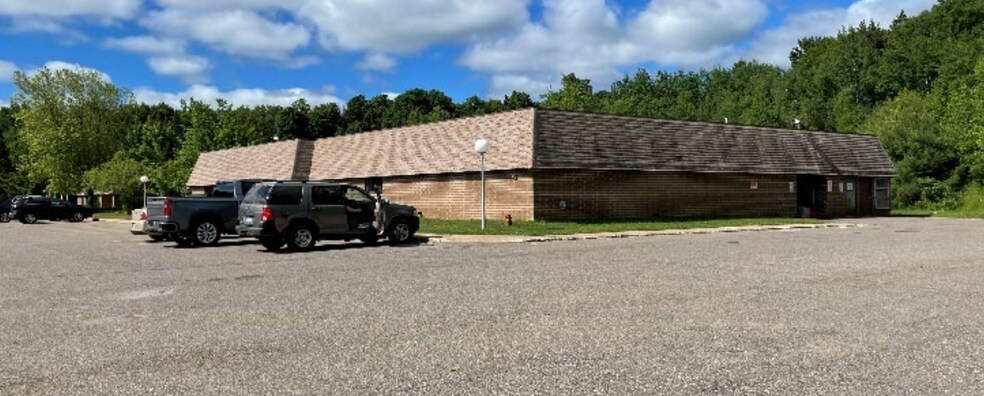 435 Stoneville Rd, Ishpeming, MI à vendre - Photo principale – Image 3 sur 70