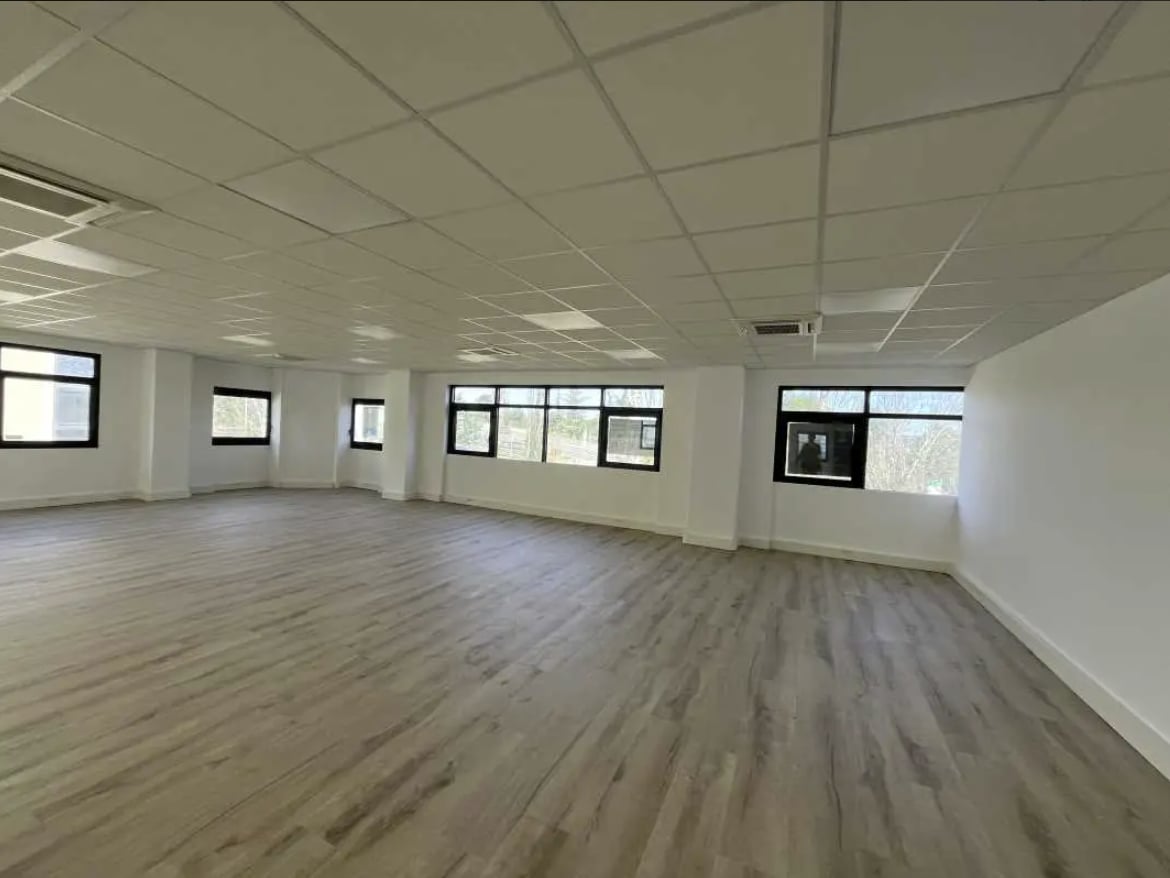 350 Avenue Jean-René Guillibert Gautier De La Lauzière, Aix-en-Provence à louer Photo intérieure– Image 1 sur 2