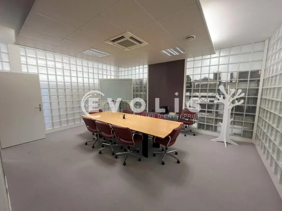 Bureau dans Amiens à louer Photo de l’immeuble– Image 1 sur 6