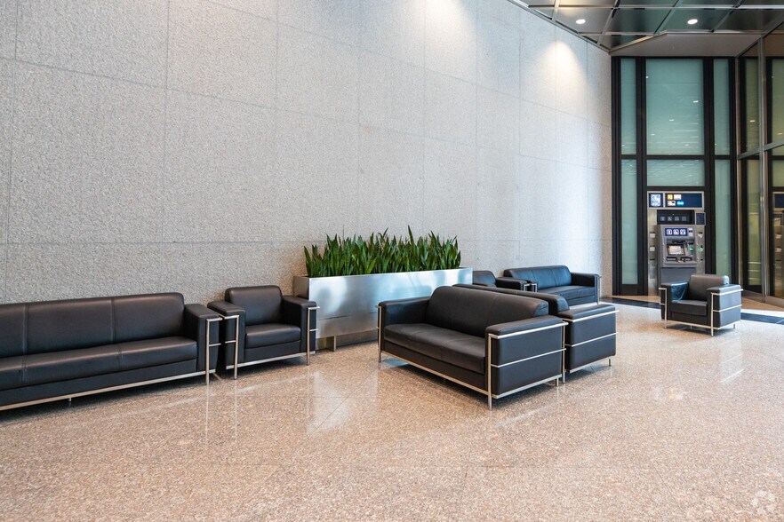 200 Bay St, Toronto, ON à louer - Hall d’entrée – Image 3 sur 21