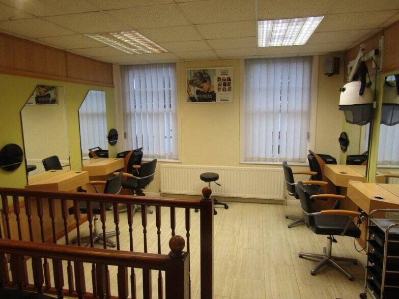 105 High St, Bedford à louer - Photo de l’immeuble – Image 2 sur 11