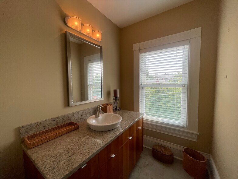 33 W South St, Wilkes-Barre, PA à vendre - Photo de l’immeuble – Image 3 sur 17