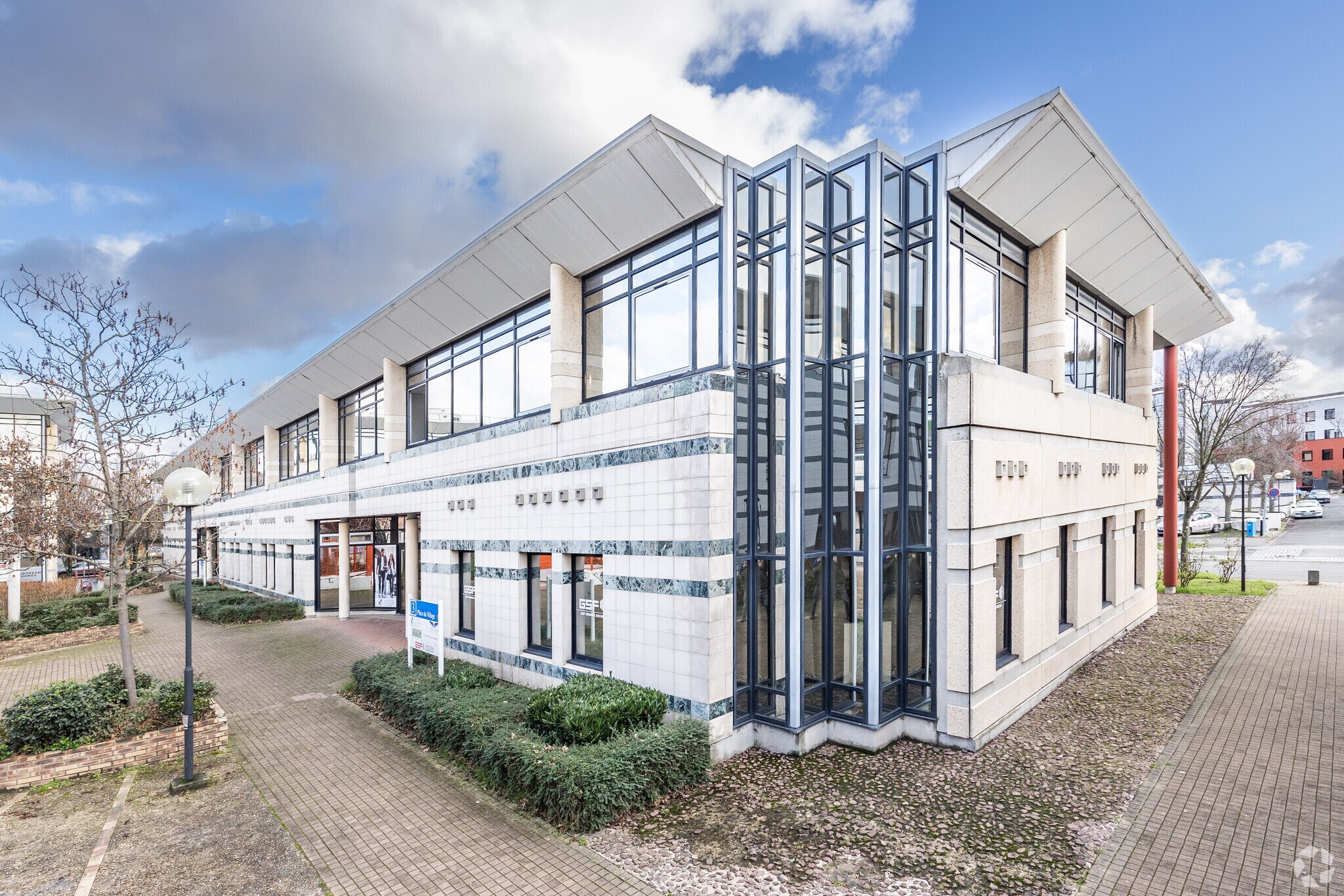 3 Place Du Village, Gennevilliers à vendre Photo principale– Image 1 sur 7