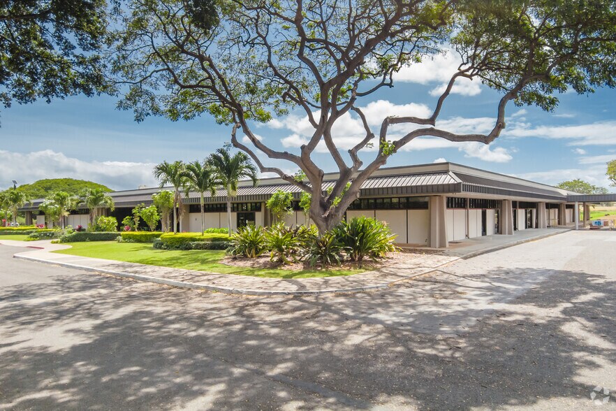 91-1010 Shangrila St, Kapolei, HI à louer - Photo de l’immeuble – Image 3 sur 11