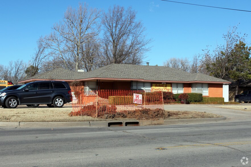 4601 N Macarthur Blvd, Oklahoma City, OK à louer - Photo de l’immeuble – Image 2 sur 34