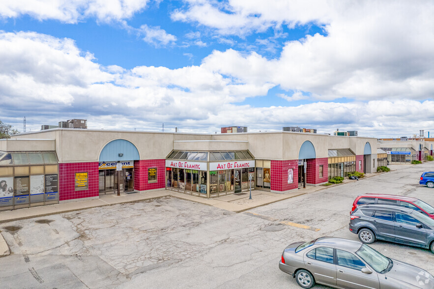 1080 Tapscott Rd, Toronto, ON à vendre - Photo principale – Image 1 sur 9