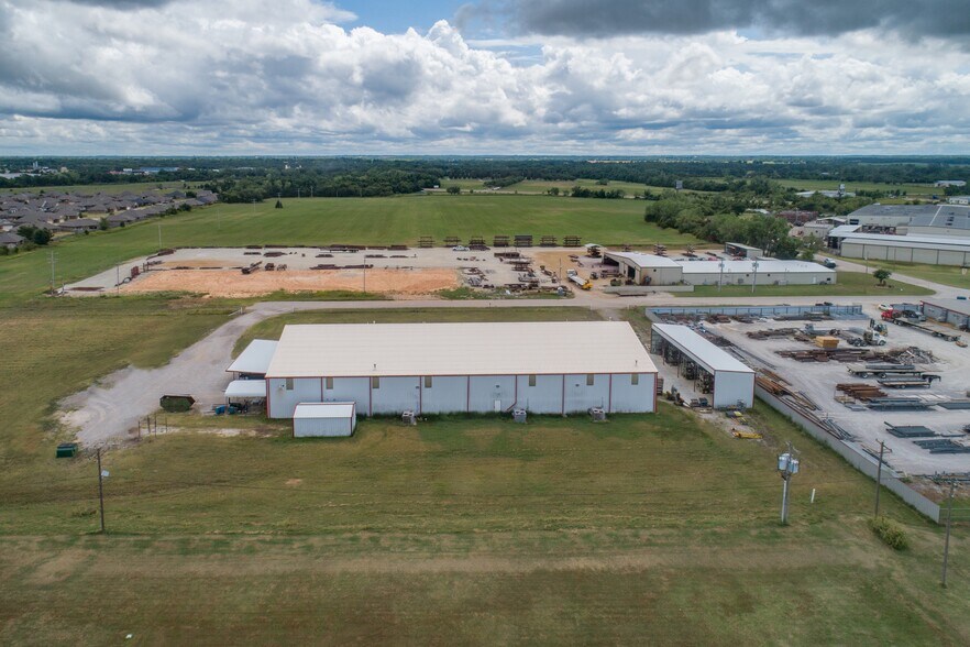 7 American Way, Shawnee, OK à vendre - Photo de l’immeuble – Image 1 sur 9