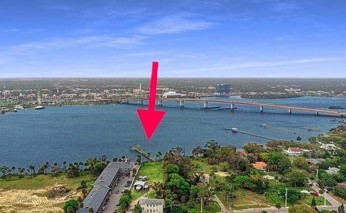830 S Peninsula Dr, Daytona Beach, FL à vendre - Photo de l’immeuble – Image 3 sur 16