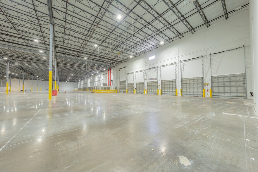 3501 Burris Rd, Davie, FL à louer - Photo de l’immeuble – Image 3 sur 14