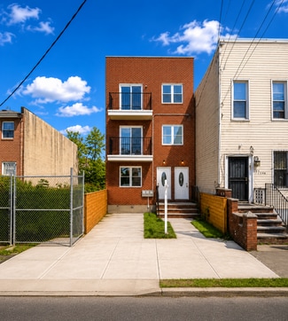 Plus de détails pour 1116 Blake ave, Brooklyn, NY - Logement à vendre
