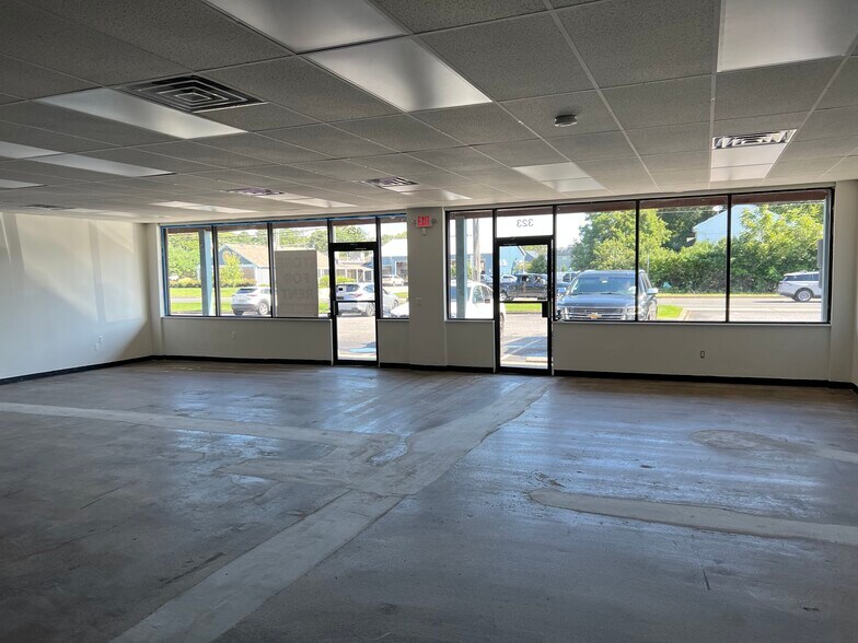 325 Drum Point Rd, Brick, NJ à louer - Photo de l’immeuble – Image 2 sur 4