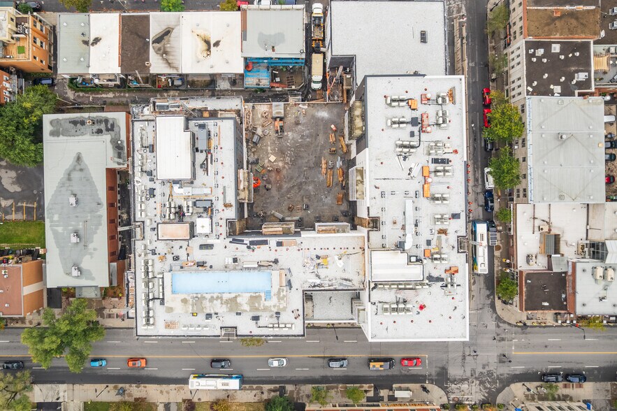 1815-1835 Rue Sainte-Catherine E, Montréal, QC à louer - Photo de la construction – Image 3 sur 7