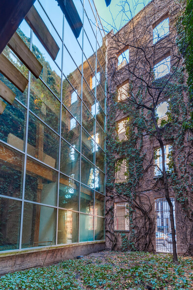 400 W Erie St, Chicago, IL à louer - Photo de l’immeuble – Image 3 sur 8