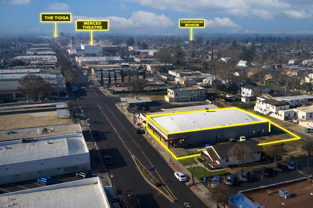 35 W Main St, Merced, CA à vendre Photo principale– Image 1 sur 13