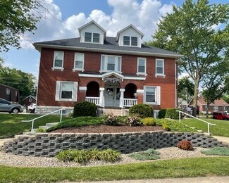 Plus de détails pour 621 Broadway, Highland, IL - Local commercial à louer