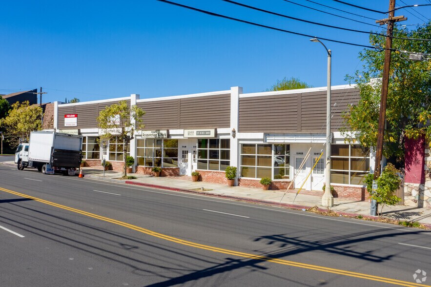 11413-11425 Moorpark St, North Hollywood, CA à louer - Photo de l’immeuble – Image 2 sur 6