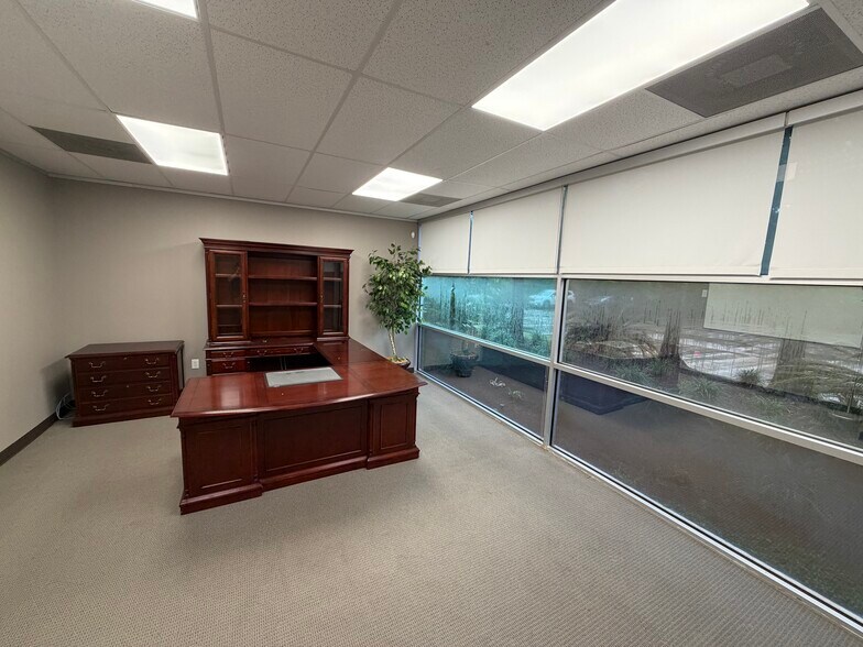3606-3608 Research Forest Dr, The Woodlands, TX à louer - Photo intérieure – Image 2 sur 6