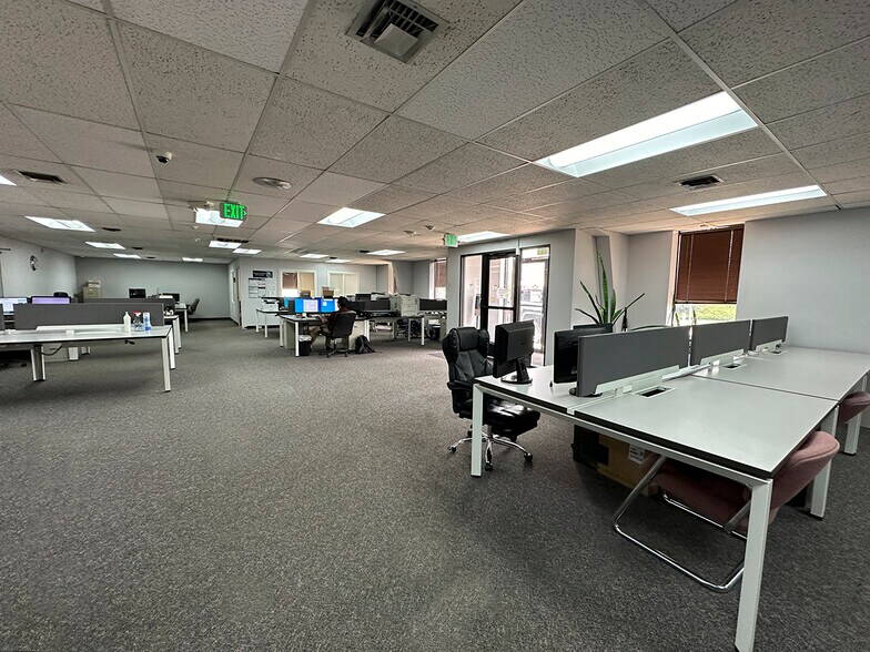 10885 E 51st Ave, Denver, CO à vendre - Photo intérieure – Image 2 sur 6