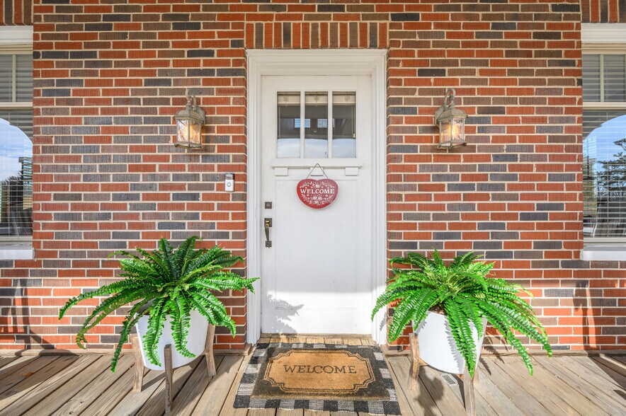 132 Christiansburg Pike NE, Floyd, VA à vendre - Photo de l’immeuble – Image 3 sur 48