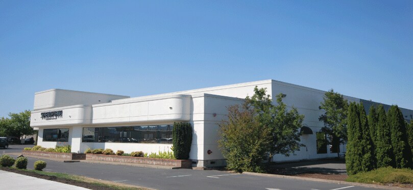 4211 W 11th Ave, Eugene, OR à louer - Photo de l’immeuble – Image 3 sur 14