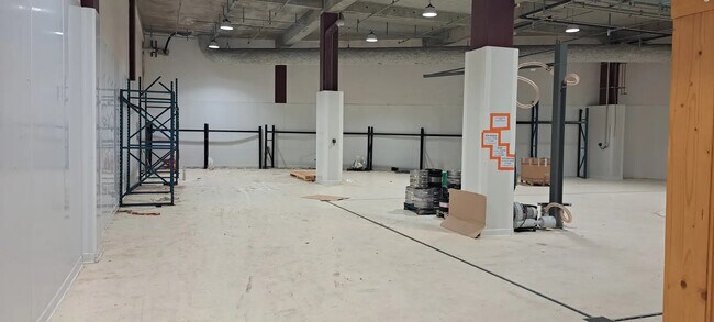 Plus de détails pour Rue De La Chaudanne, Moûtiers - Local d'activités à louer